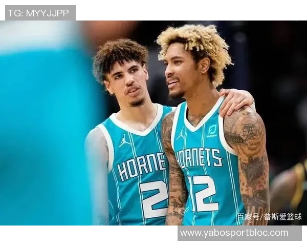 波蒂斯半场表现抢眼三分球命中率高达100贡献11分与3个篮板